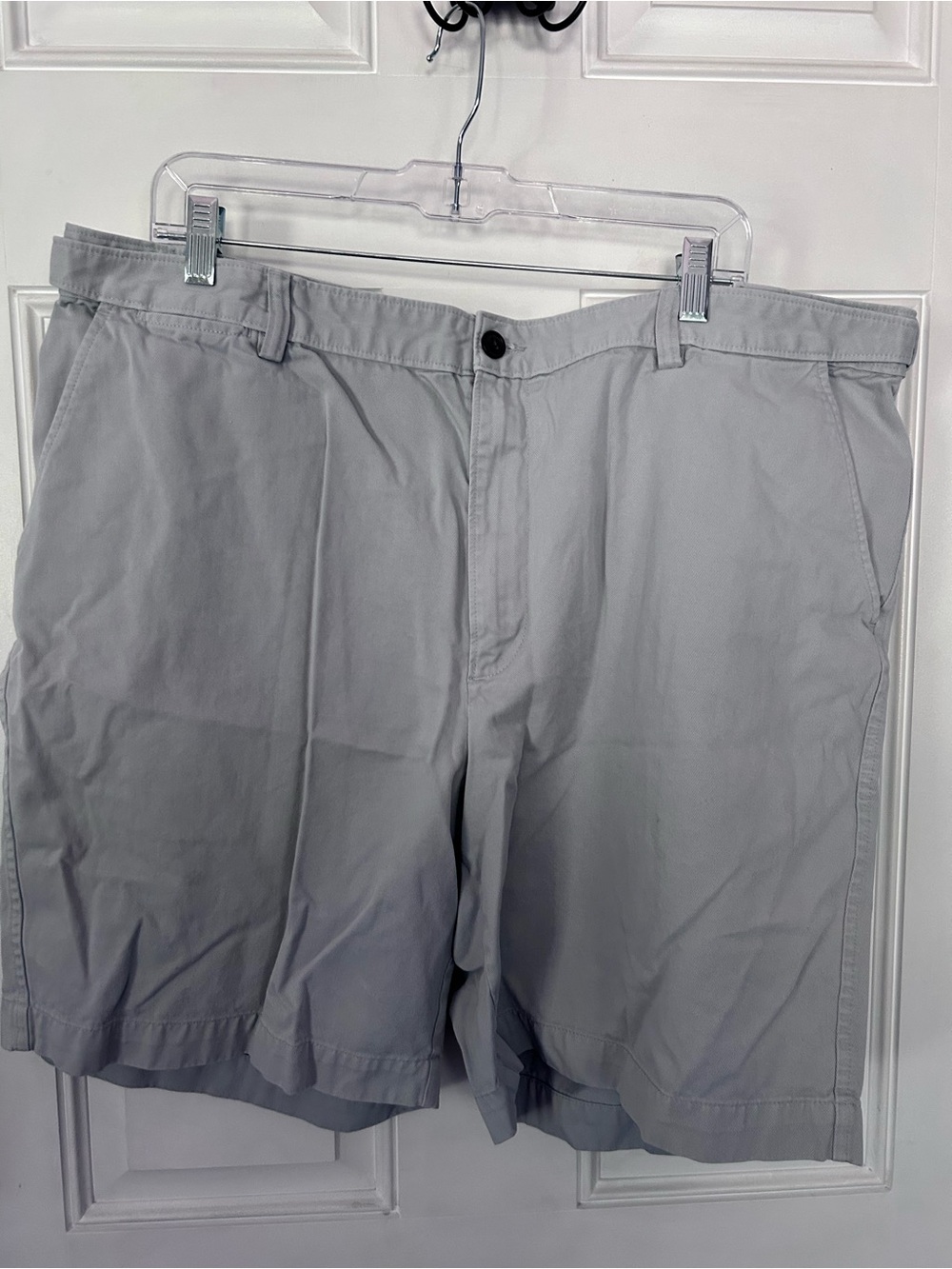 Lands' End Light Gray Flat Front Men's Shorts
